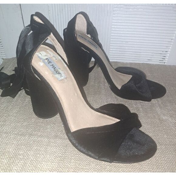 Steve Madden Heels Women Clary-V Size 10 BLACK Velvet Lace Up Black Heels - Picture 9 of 12
